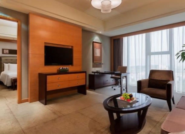 �����׷�